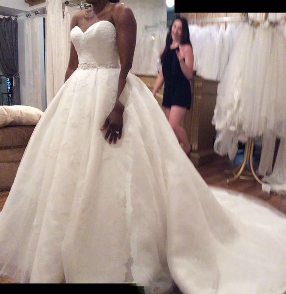 real image bridal sweetheart wedding dresses line ball gown lace long tail wedding gowns from cihina, White
real image bridal sweetheart wedding dresses line ball gown lace long tail wedding gowns from cihina, White