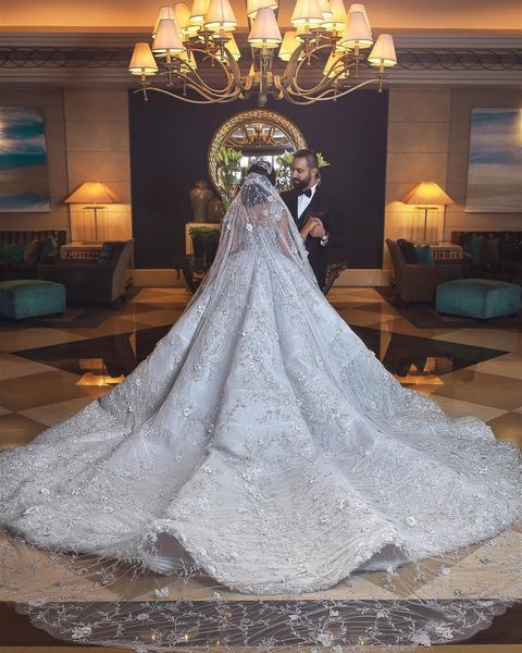 luxury beads wedding veils with comb white ivory appliqued sequins tulle 3 meters long bridal veil accessories wedding accessories, Black
luxury beads wedding veils with comb white ivory appliqued sequins tulle 3 meters long bridal veil accessories wedding accessories, Black