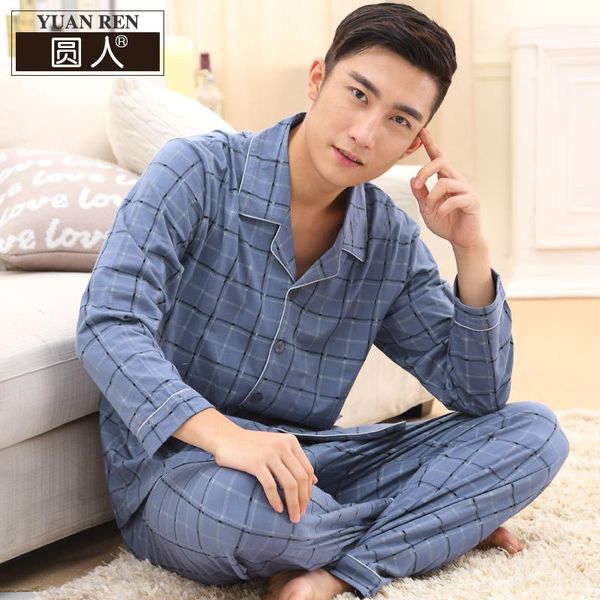wholesale-2016 new couple pajamas silk embroidery men home furnishing sleepwear two piece sets pijama masculino bathrobe red, Black;brown
wholesale-2016 new couple pajamas silk embroidery men home furnishing sleepwear two piece sets pijama masculino bathrobe red, Black;brown