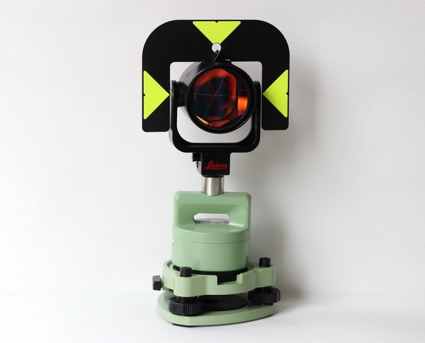 retail/ wholesale brand new gpr121 + green three-jaw tribrach & precise adapter with optical plummet for leica total station
retail/ wholesale brand new gpr121 + green three-jaw tribrach & precise adapter with optical plummet for leica total station