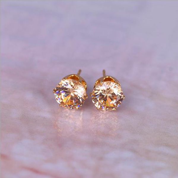 Ювелирные изделия из 18-каратного желтого золота с покрытием из шампанского кубич
Ювелирные изделия из 18-каратного желтого золота с покрытием из шампанского кубич