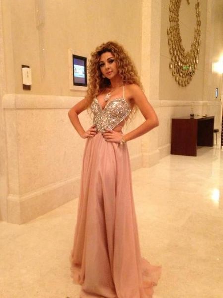 arabic chiffon new vestido de festa evening dresses sleeveless open back beads a line backless prom celebrity dresses, Black;red
arabic chiffon new vestido de festa evening dresses sleeveless open back beads a line backless prom celebrity dresses, Black;red