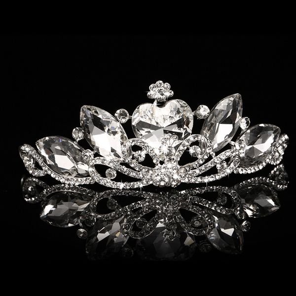 crystal bridal wedding crown 2018 romantic heart-shaped semicircle moon shaped rhinestone bridal tiaras handmade bridal accessories, Silver
crystal bridal wedding crown 2018 romantic heart-shaped semicircle moon shaped rhinestone bridal tiaras handmade bridal accessories, Silver