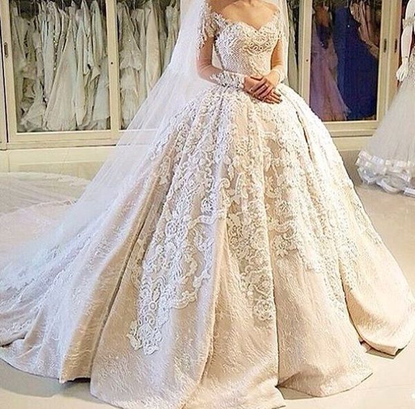 sheer иллюзия с длинным рукавом бальное платье свадебные платья полный кружева великолепный суд поезд сексуальные свадебные платья vestidos, White
sheer иллюзия с длинным рукавом бальное платье свадебные платья полный кружева великолепный суд поезд сексуальные свадебные платья vestidos, White