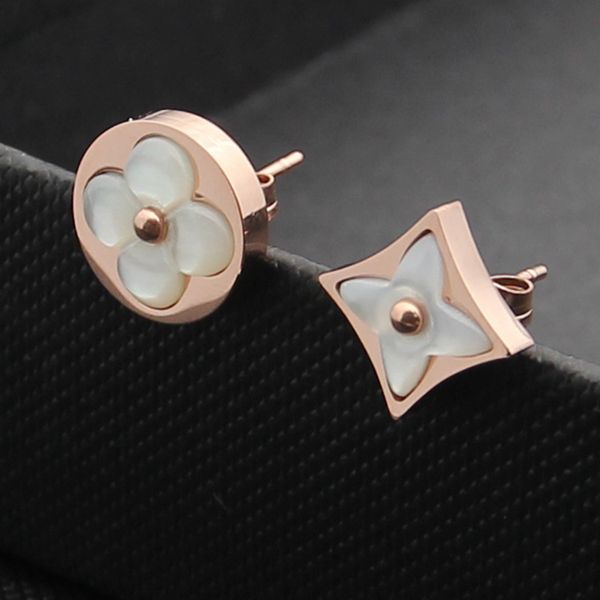 Hot sale 316L Titanium steel 1.4cm round Stud Earring with pink and grey and white agate women brand gift jewelery Free Shipping PS5670
Hot sale 316L Titanium steel 1.4cm round Stud Earring with pink and grey and white agate women brand gift jewelery Free Shipping PS5670