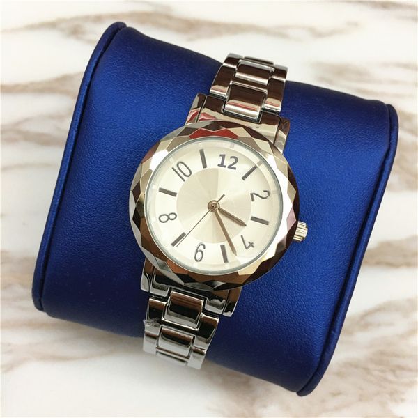 elegant items watches for women special dial rose gold stell strap lady quartz 15 pcs gifts accessories wholesale price lady watch, Slivery;brown
elegant items watches for women special dial rose gold stell strap lady quartz 15 pcs gifts accessories wholesale price lady watch, Slivery;brown
