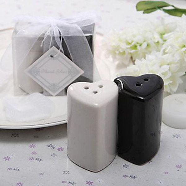 kitchen tools heart black&white ceramic salt and pepper shaker wedding souvenirs for guests favor
kitchen tools heart black&white ceramic salt and pepper shaker wedding souvenirs for guests favor