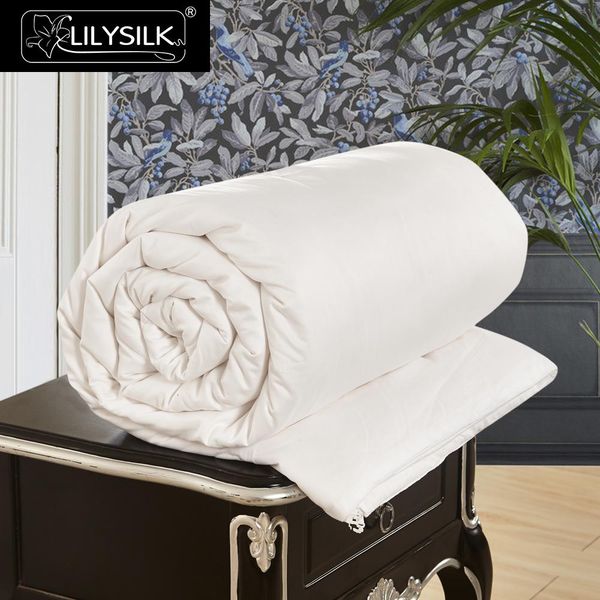 wholesale- lilysilk all season cotton covered silk comforter 100% pure and natural long strand silk floss ing
wholesale- lilysilk all season cotton covered silk comforter 100% pure and natural long strand silk floss ing