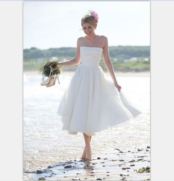 2018 Summer Short Beach A-Line Wedding Dress Vintage 1950 Tea Length Wedding Gowns Backless Strapless Little White Dresses Vestidos de Novia
2018 Summer Short Beach A-Line Wedding Dress Vintage 1950 Tea Length Wedding Gowns Backless Strapless Little White Dresses Vestidos de Novia