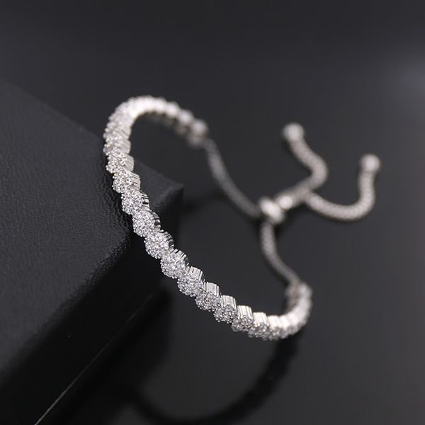 2017 titanium steel love bracelet&bangle copper micro inlaid exquisite shine 6 crystal round flower c type crystal telescopic h bracelet, Black
2017 titanium steel love bracelet&bangle copper micro inlaid exquisite shine 6 crystal round flower c type crystal telescopic h bracelet, Black