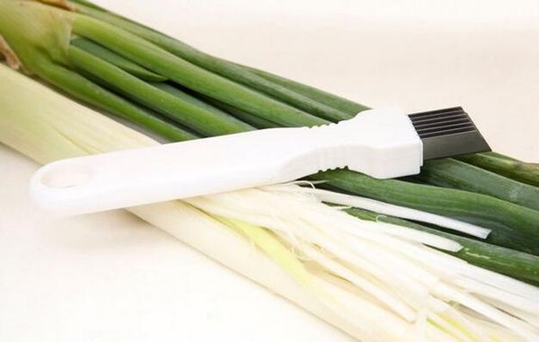 новое прибытие лук овощерезка slicer мульти измельчитель острый лук кухонный нож shred инструменты ломтик столовые приборы
новое прибытие лук овощерезка slicer мульти измельчитель острый лук кухонный нож shred инструменты ломтик столовые приборы