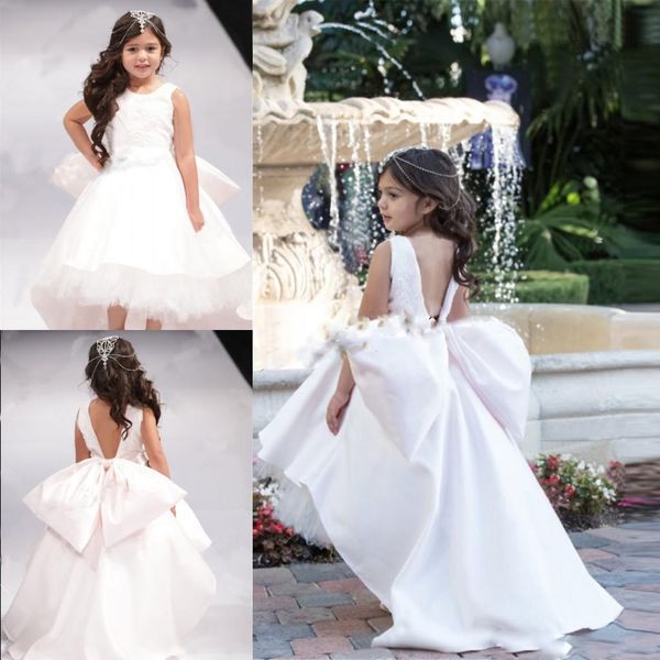 lovely open back big bow girl pageant gowns white high low flower girl dresses for wedding jewel sleeveless children communion dress, White;blue
lovely open back big bow girl pageant gowns white high low flower girl dresses for wedding jewel sleeveless children communion dress, White;blue