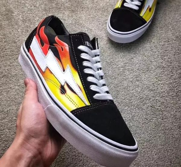 mens yezee calabasas stylist ian connors revenge x storm shoes kanye west calabasas casual shoe men women shoes five color size:36-45, Black
mens yezee calabasas stylist ian connors revenge x storm shoes kanye west calabasas casual shoe men women shoes five color size:36-45, Black