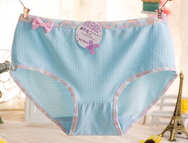 sell underwear brand women panties candy color floral cotton seamless brief traceless pant for women, Black;pink
sell underwear brand women panties candy color floral cotton seamless brief traceless pant for women, Black;pink