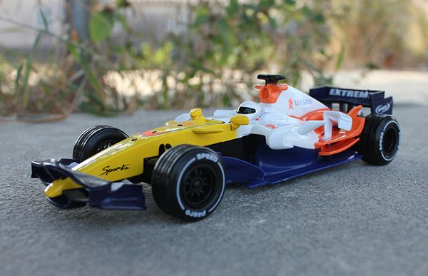 

alloy racing car model, boy' toys, formula one races, high simulation of f1 racing car , kid' gifts,collecting,home decoration,ing