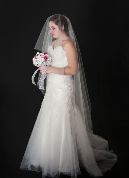 new sale romantic chapel white ivory cut edge veil without comb bridal head pieces for wedding dresses, Black
new sale romantic chapel white ivory cut edge veil without comb bridal head pieces for wedding dresses, Black
