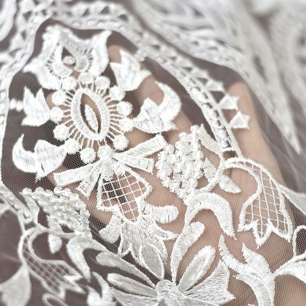 white french vintage glitter fabric embroidery lace wedding dress gauze clothing decoration materials diy accessories lace fabric l013, White;gold
white french vintage glitter fabric embroidery lace wedding dress gauze clothing decoration materials diy accessories lace fabric l013, White;gold