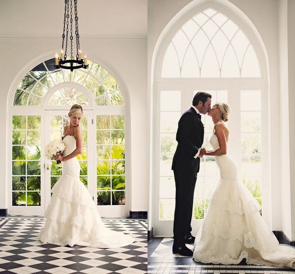 elegant mermaid 2016 wedding dresses with sweetheart back corset sweep train applique lace tiered vintage bridal gowns custom made, White
elegant mermaid 2016 wedding dresses with sweetheart back corset sweep train applique lace tiered vintage bridal gowns custom made, White