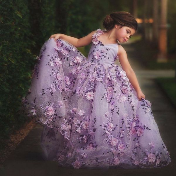 v neck ball gown floral pattern hand made flower appliques beautiful romantic wedding dresses flower girl dresses, White;blue
v neck ball gown floral pattern hand made flower appliques beautiful romantic wedding dresses flower girl dresses, White;blue