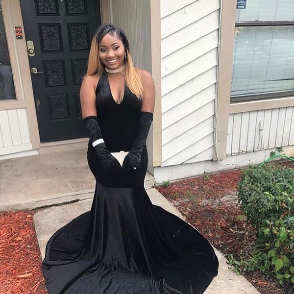 halter v neck black velvet prom dresses long simple mermaid prom gowns for girls graduation party wear vestido longo de festa formatura
halter v neck black velvet prom dresses long simple mermaid prom gowns for girls graduation party wear vestido longo de festa formatura