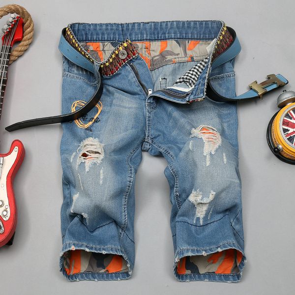 wholesale-new short jeans men,men's jeans shorts,world famous brand short jeans,light blue,large size, ripped holes
wholesale-new short jeans men,men's jeans shorts,world famous brand short jeans,light blue,large size, ripped holes