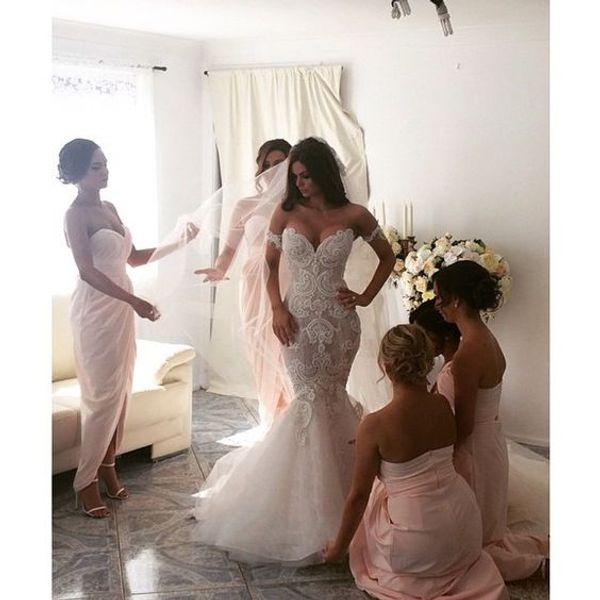 mermaid off shoulder africa style lace tulle court train 3d-floral appliques short sleeve vintage wedding dresses bridal gowns cheap, White
mermaid off shoulder africa style lace tulle court train 3d-floral appliques short sleeve vintage wedding dresses bridal gowns cheap, White