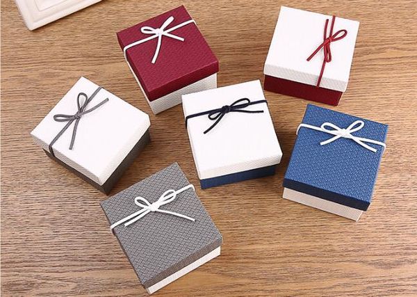 40pcs 6colors bow boxes cases gift box automatic quartz lady womens mens men's watches watch 2017 sale, Black;blue
40pcs 6colors bow boxes cases gift box automatic quartz lady womens mens men's watches watch 2017 sale, Black;blue