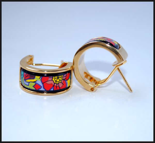 Monet Poppy Series Hoop earring 18K gold-plated enamel earrings for woman Top quality hoop earrings
Monet Poppy Series Hoop earring 18K gold-plated enamel earrings for woman Top quality hoop earrings