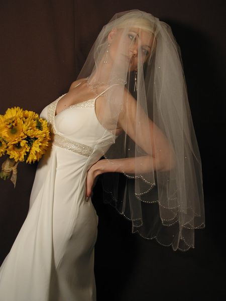 new simple beautiful beaded edge 2t with comb lvory white elbow wedding veil bridal veils, Black
new simple beautiful beaded edge 2t with comb lvory white elbow wedding veil bridal veils, Black