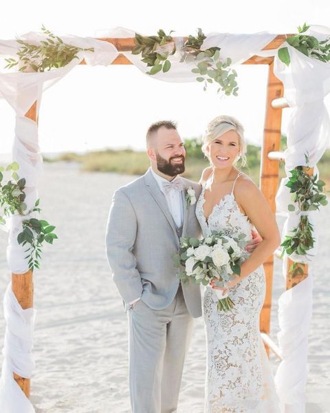 spaghetti strap mermaid wedding dresses beach style sweep train bakcless lace bridal gowns robe de mariage 2019 selling custom w505, White
spaghetti strap mermaid wedding dresses beach style sweep train bakcless lace bridal gowns robe de mariage 2019 selling custom w505, White