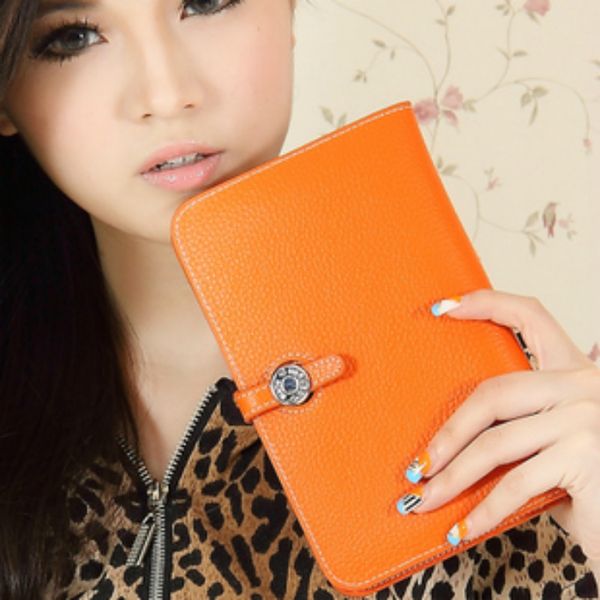 2016 New Brand Luxury Wallet Women's Handbag Bag Passport Holder Women's Genuine Leather Cell Phone Wallet Purse-Free Shipping
2016 New Brand Luxury Wallet Women's Handbag Bag Passport Holder Women's Genuine Leather Cell Phone Wallet Purse-Free Shipping