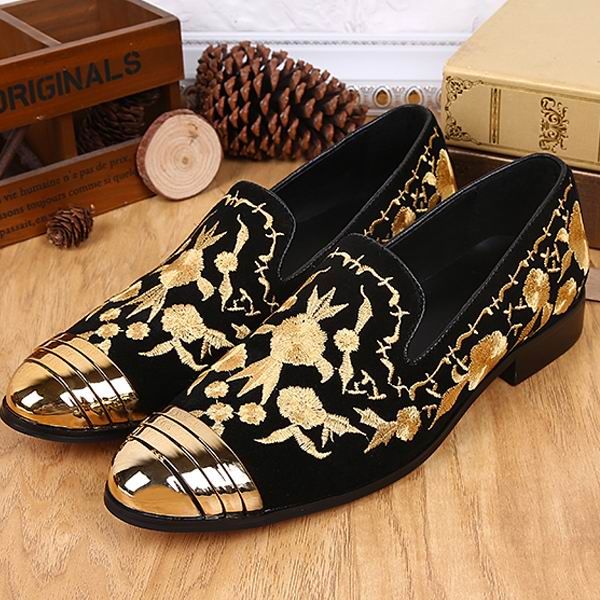 spring new mens black genuine leather shoes yellow embroidery slip on loafer shoes british style leisure nubuck shoes 38-46
spring new mens black genuine leather shoes yellow embroidery slip on loafer shoes british style leisure nubuck shoes 38-46