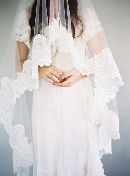 new sale fingertip length short white ivory lace applique veil bridal head pieces for wedding dresses, Black
new sale fingertip length short white ivory lace applique veil bridal head pieces for wedding dresses, Black