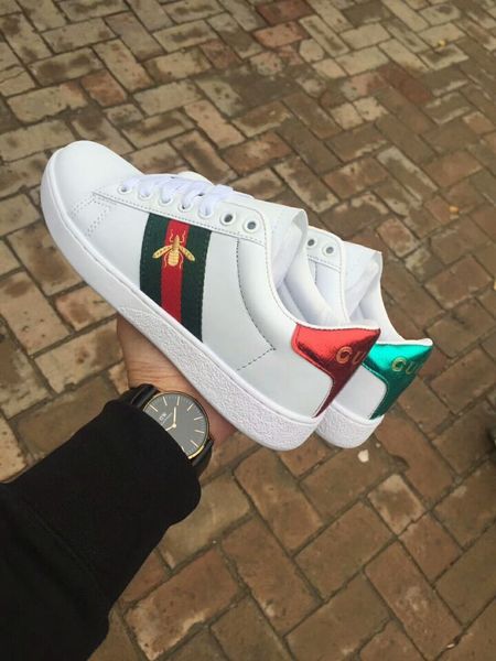 new spring men embroidery small bee small white shoes for men and women casual walking shoes size 36-44, Black
new spring men embroidery small bee small white shoes for men and women casual walking shoes size 36-44, Black