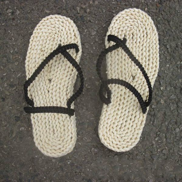 wholesale one piece cosplay monkey d luffy sandals straw shoes tatbeb slippers hand-knitted breathable shoes slippers ã«ãã£ã®ã¹ãªãã, Black
wholesale one piece cosplay monkey d luffy sandals straw shoes tatbeb slippers hand-knitted breathable shoes slippers ã«ãã£ã®ã¹ãªãã, Black