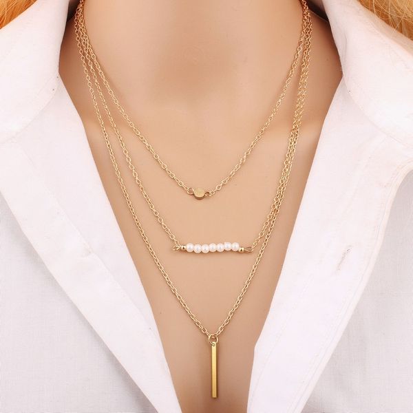 classic necklace with pendant( 3chains) noble and delicate for women, no fade, hign quality and ing, Silver
classic necklace with pendant( 3chains) noble and delicate for women, no fade, hign quality and ing, Silver