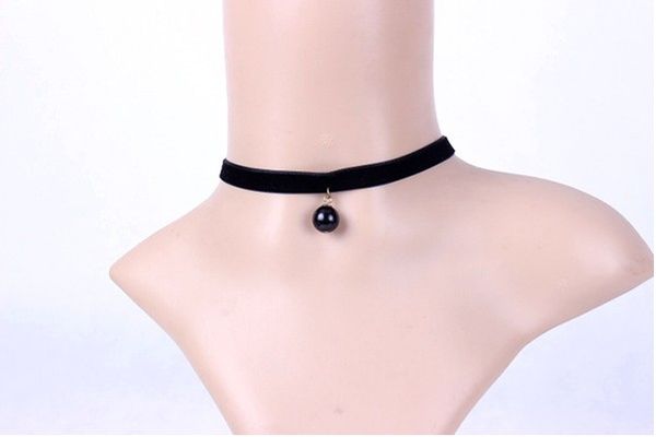 vintage velvet chokers necklaces black fake pearl pendant necklaces women fashion jewelry, Golden;silver
vintage velvet chokers necklaces black fake pearl pendant necklaces women fashion jewelry, Golden;silver