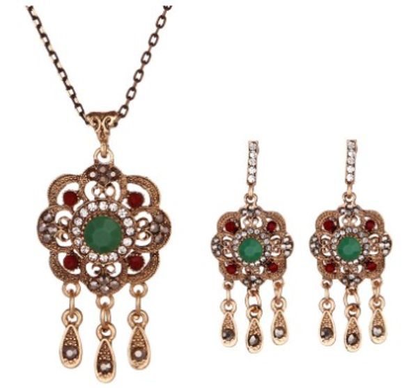 retro national style womens necklace earring sets tear drop tassel pendant gold plated rhinestone decorated jewelry sets, Golden;silver
retro national style womens necklace earring sets tear drop tassel pendant gold plated rhinestone decorated jewelry sets, Golden;silver