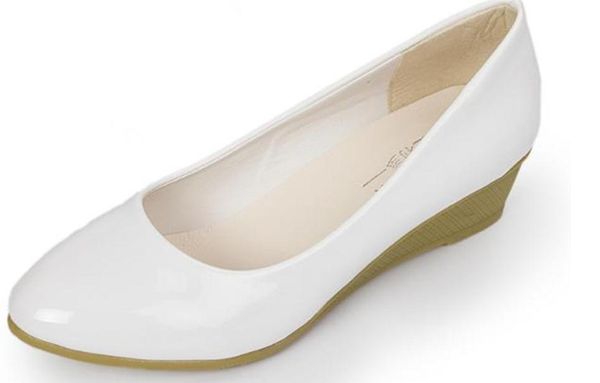 spring and autumn summer work leather black flat women wedges single shoes women round toe japanned leather shallow
spring and autumn summer work leather black flat women wedges single shoes women round toe japanned leather shallow