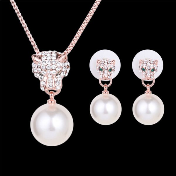 earrings necklace jewelry set exquisite royal luxury women pearl & rhinestone 18k gold plated leopard head party jewelry 2-piece set js300, Silver
earrings necklace jewelry set exquisite royal luxury women pearl & rhinestone 18k gold plated leopard head party jewelry 2-piece set js300, Silver