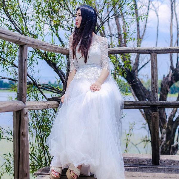 elegant design a line wedding dress half sleeve jewel neck lace tulle floor length bridal gowns custom size 2019 new fashion, White
elegant design a line wedding dress half sleeve jewel neck lace tulle floor length bridal gowns custom size 2019 new fashion, White