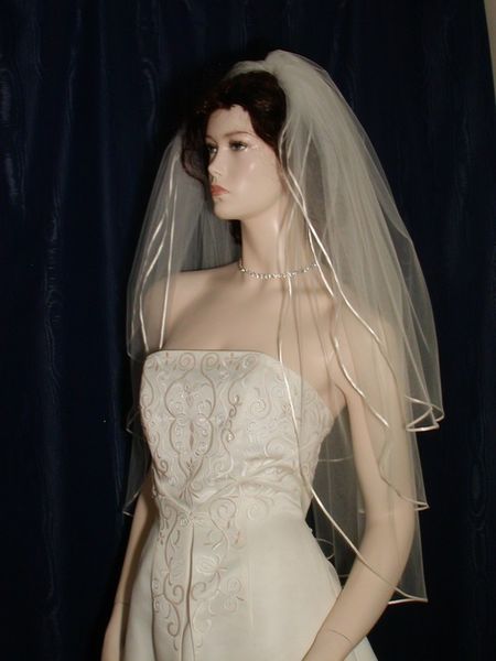 sale romantic fashion designer three layer wrist length bridal veil with ribbon edge wedding veils bridal accessories, Black
sale romantic fashion designer three layer wrist length bridal veil with ribbon edge wedding veils bridal accessories, Black