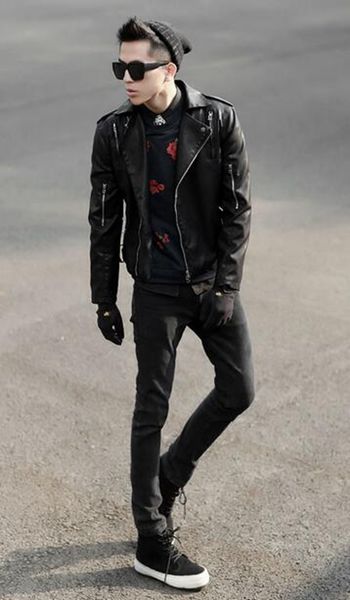 han edition design brand fashion trend in the new spring and summer men's motorcycle leather garment leather jacket with stripes, Black
han edition design brand fashion trend in the new spring and summer men's motorcycle leather garment leather jacket with stripes, Black