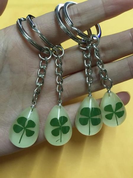 14 keychain jewelry real shamrock glow in the dark fashion key ring, Slivery;golden 
14 keychain jewelry real shamrock glow in the dark fashion key ring, Slivery;golden