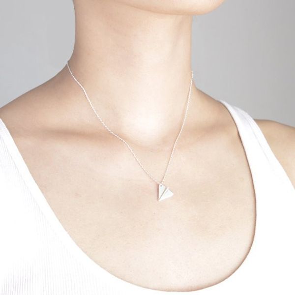 2016 fashion women collie one direction fashion paper airplane collectibles pendant necklace for ladies, Silver
2016 fashion women collie one direction fashion paper airplane collectibles pendant necklace for ladies, Silver