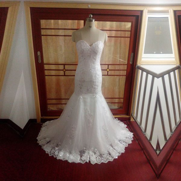 mermaid sweetheart lace tulle wedding dress with sequin appliques 2017 lace up bridal gowns court train, White
mermaid sweetheart lace tulle wedding dress with sequin appliques 2017 lace up bridal gowns court train, White