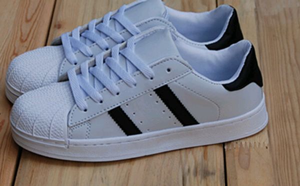 Hot Sale Fashion Men Casual Shoes Superstar Female Sneakers Women Zapatillas Deportivas Mujer Lovers Sapatos Femininos with XMAS gift
Hot Sale Fashion Men Casual Shoes Superstar Female Sneakers Women Zapatillas Deportivas Mujer Lovers Sapatos Femininos with XMAS gift