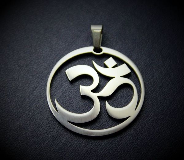 om ohm i'am i am sign symbol round charm necklace namaste reiki, Silver 
om ohm i'am i am sign symbol round charm necklace namaste reiki, Silver