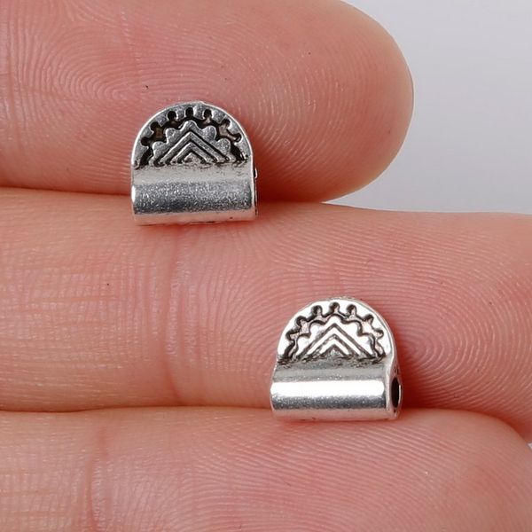 new 22pcs 8x8mm zinc alloy antique silver round flat semicircle diy charms pendants jewelry making diy, Bronze;silver
new 22pcs 8x8mm zinc alloy antique silver round flat semicircle diy charms pendants jewelry making diy, Bronze;silver