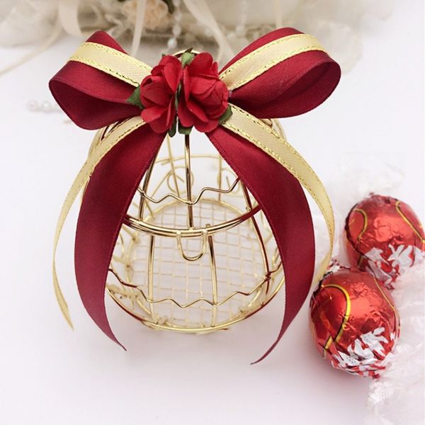 New Wedding Favor Box European creative Gold Matel Boxes romantic wrought iron birdcage wedding candy box tin box wholesale Wedding Favors
New Wedding Favor Box European creative Gold Matel Boxes romantic wrought iron birdcage wedding candy box tin box wholesale Wedding Favors